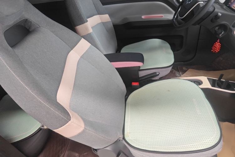 Used Wuling Hongguang MINIEV 2021 Macaron Premium Model – Lithium Iron Phosphate Right Front Seat