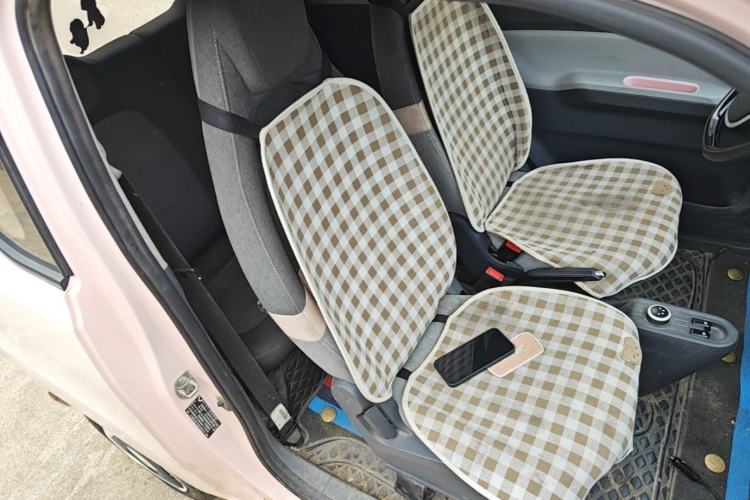 Used Wuling Hongguang MINIEV 2021 Macaron Fashion Edition Lithium-Ion Battery Right Front Seat
