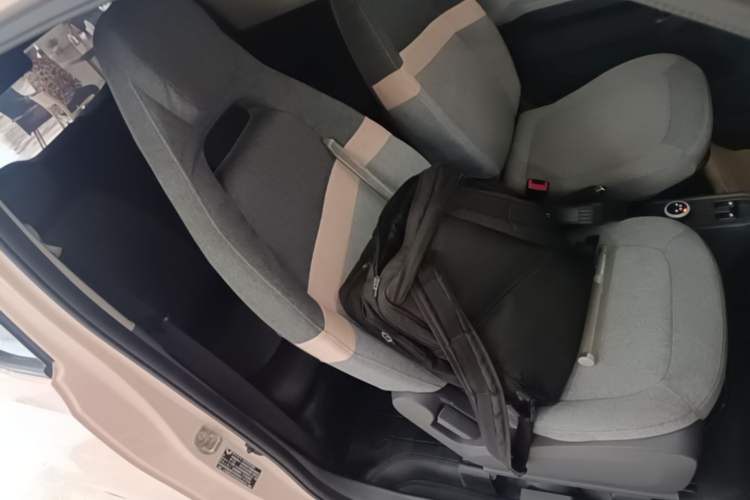 Used Wuling Hongguang MINIEV 2021 Macaron Premium Model – Lithium Iron Phosphate Right Front Seat