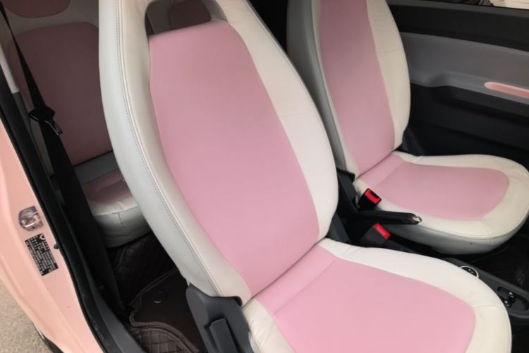 Used Wuling Hongguang MINIEV 2021 Macaron Premium Model – Lithium-NMC Right Front Seat