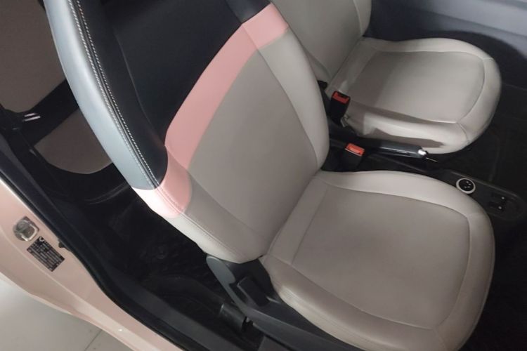 Used Wuling Hongguang MINIEV 2021 Macaron Fashion Model Lithium Iron Phosphate Right Front Seat