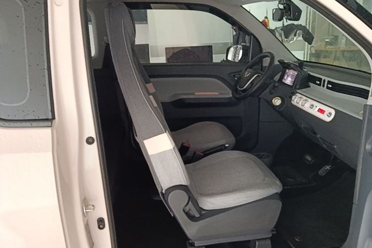 Used Wuling Hongguang MINIEV 2021 Macaron Premium Model – Lithium Iron Phosphate Right Front Seat