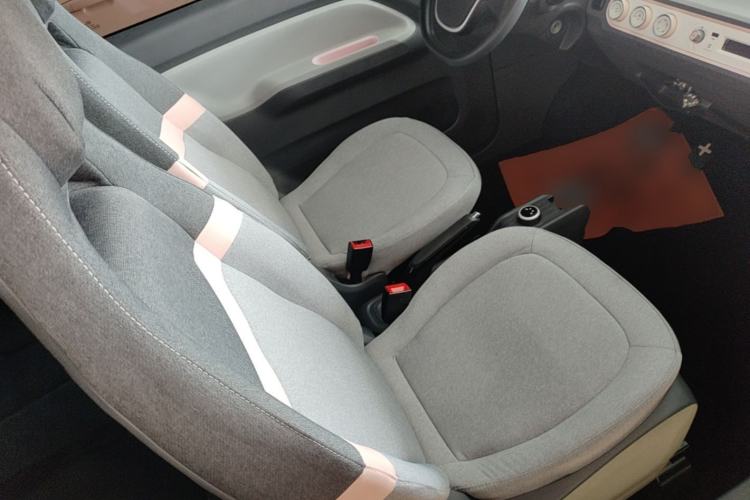 Used Wuling Hongguang MINIEV 2021 Macaron Premium Model – Lithium Iron Phosphate Right Front Seat