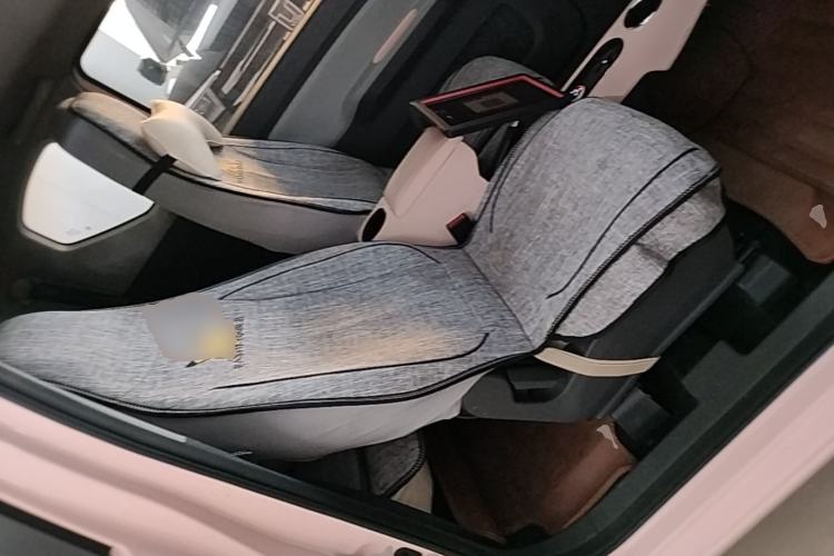 Used Wuling Hongguang MINIEV 2021 Macaron Premium Model – Lithium Iron Phosphate Right Front Seat