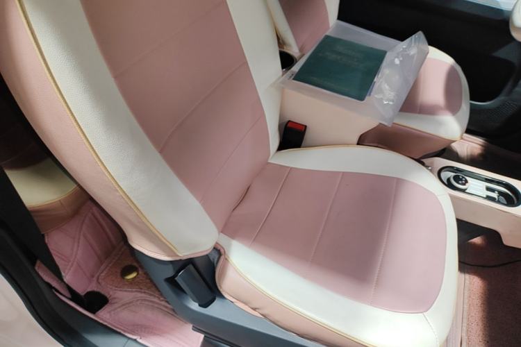 Used Wuling Hongguang MINIEV 2021 Macaron Premium Model – Lithium Iron Phosphate Right Front Seat