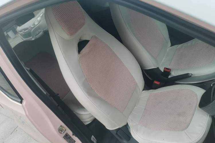 Used Wuling Hongguang MINIEV 2021 Macaron Premium Model – Lithium Iron Phosphate Right Front Seat