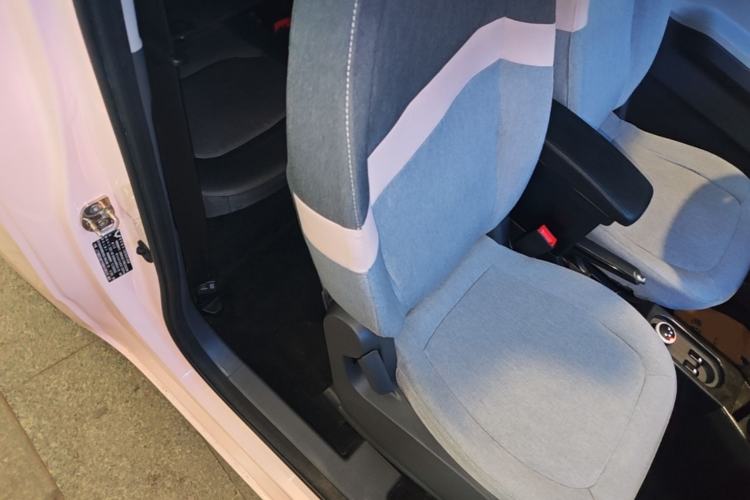 Used Wuling Hongguang MINIEV 2021 Macaron Premium Model – Lithium Iron Phosphate Right Front Seat