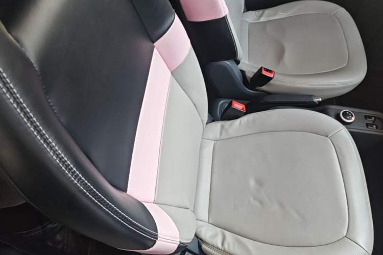 Used Wuling Hongguang MINIEV 2021 Macaron Premium Model – Lithium Iron Phosphate Right Front Seat