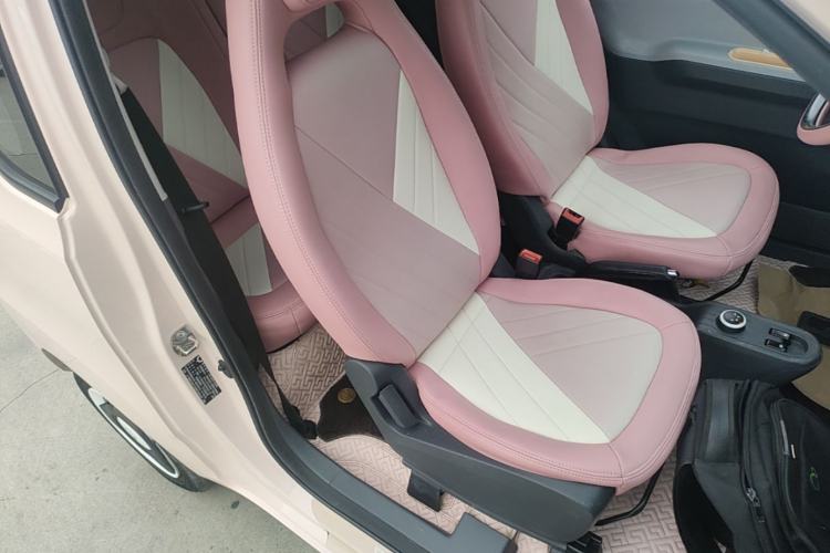 Used Wuling Hongguang MINIEV 2021 Macaron Premium Model – Lithium Iron Phosphate Right Front Seat