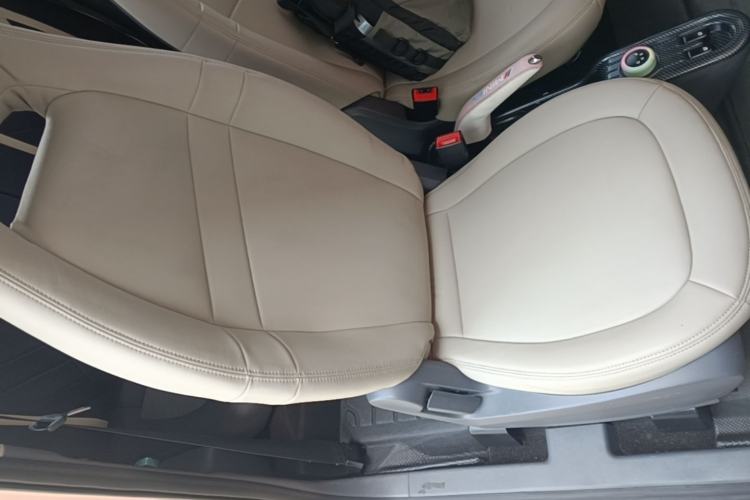 Used Wuling Hongguang MINIEV 2021 Macaron Premium Model – Lithium Iron Phosphate Right Front Seat