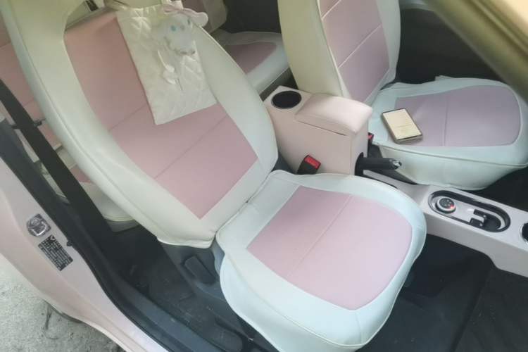 Used Wuling Hongguang MINIEV 2021 Macaron Premium Model – Lithium Iron Phosphate Right Front Seat