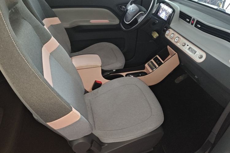 Used Wuling Hongguang MINIEV 2021 Macaron Premium Model – Lithium Iron Phosphate Right Front Seat