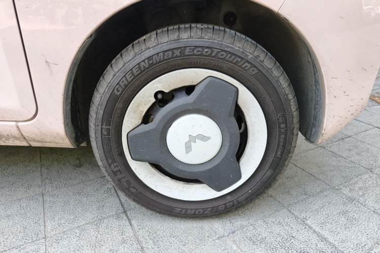 Used Wuling Hongguang MINIEV 2021 Macaron Premium Model – Lithium Iron Phosphate Right Front Wheel Hub