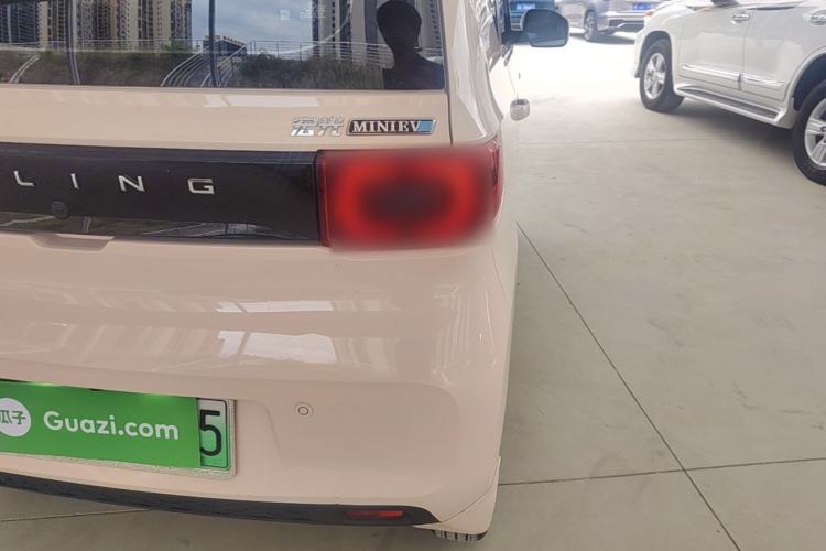 Used Wuling Hongguang MINIEV 2021 Macaron Fashion Model Lithium Iron Phosphate Right Rear Taillight