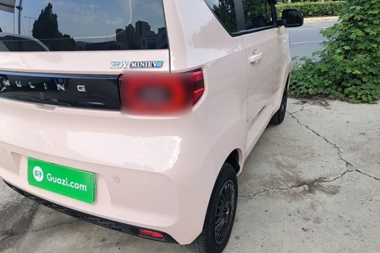 Used Wuling Hongguang MINIEV 2021 Macaron Premium Model – Lithium Iron Phosphate Right Rear Taillight