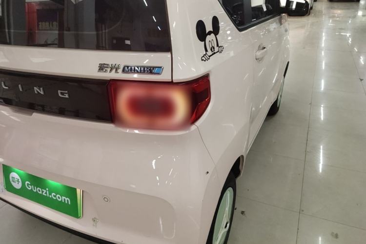 Used Wuling Hongguang MINIEV 2021 Macaron Premium Model – Lithium Iron Phosphate Right Rear Taillight