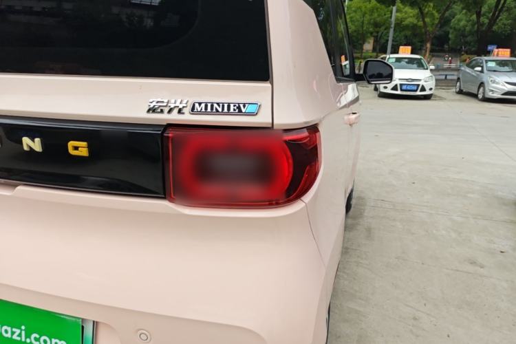 Used Wuling Hongguang MINIEV 2021 Macaron Fashion Model Lithium Iron Phosphate Right Rear Taillight