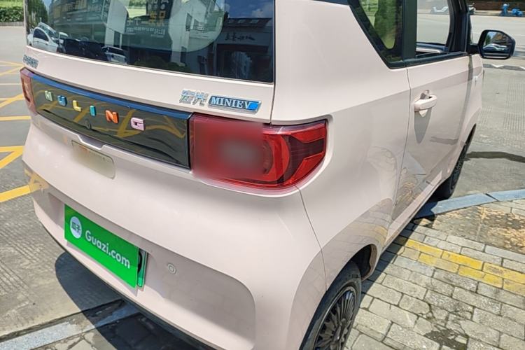 Used Wuling Hongguang MINIEV 2021 Macaron Fashion Edition Lithium-Ion Battery Right Rear Taillight