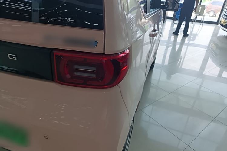 Used Wuling Hongguang MINIEV 2021 Macaron Premium Model – Lithium-NMC Right Rear Taillight