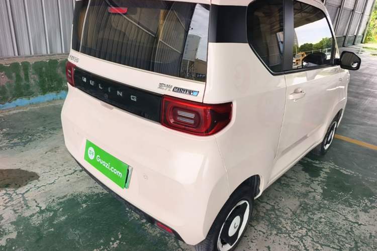 Used Wuling Hongguang MINIEV 2021 Macaron Premium Model – Lithium-NMC Right Rear Taillight