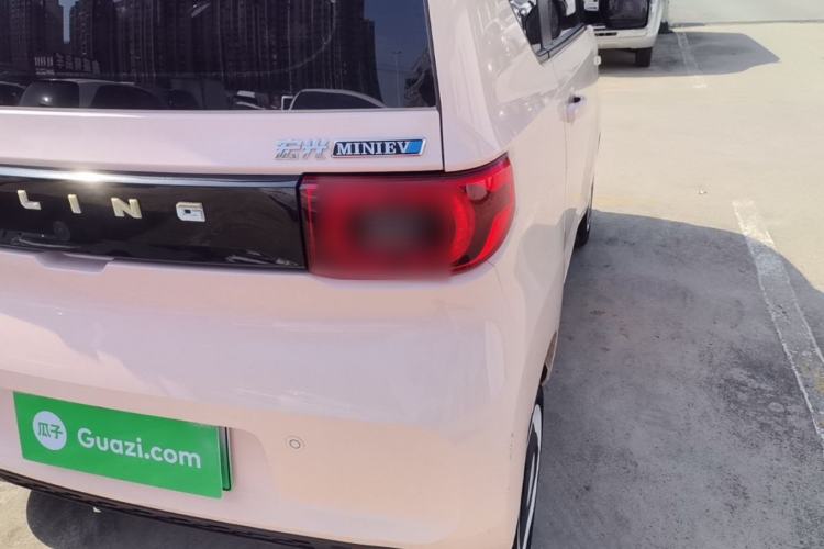 Used Wuling Hongguang MINIEV 2021 Macaron Fashion Model Lithium Iron Phosphate Right Rear Taillight