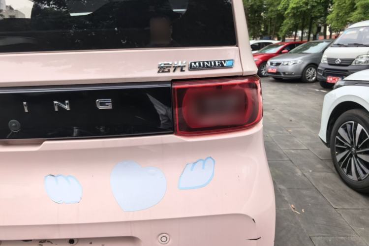 Used Wuling Hongguang MINIEV 2021 Macaron Premium Model – Lithium Iron Phosphate Right Rear Taillight