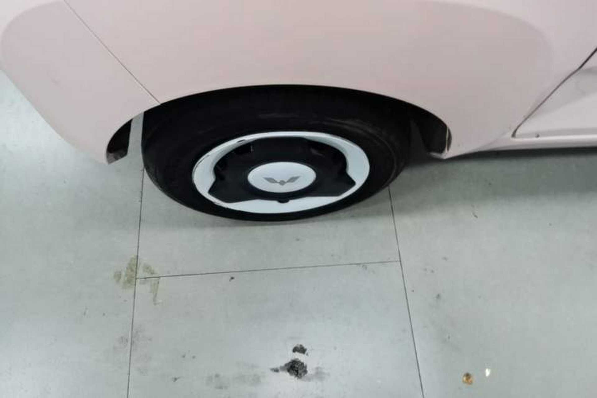 Used Wuling Hongguang MINIEV 2021 Macaron Sandwich Model 170 km Lithium Iron Phosphate Right Rear Wheel Hub