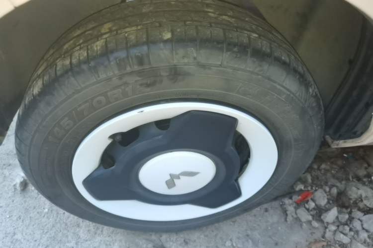 Used Wuling Hongguang MINIEV 2021 Macaron Premium Model – Lithium Iron Phosphate Right Rear Wheel Hub