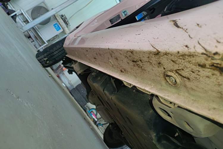 Used Wuling Hongguang MINIEV 2021 Macaron Premium Model – Lithium Iron Phosphate Right Side Sill
