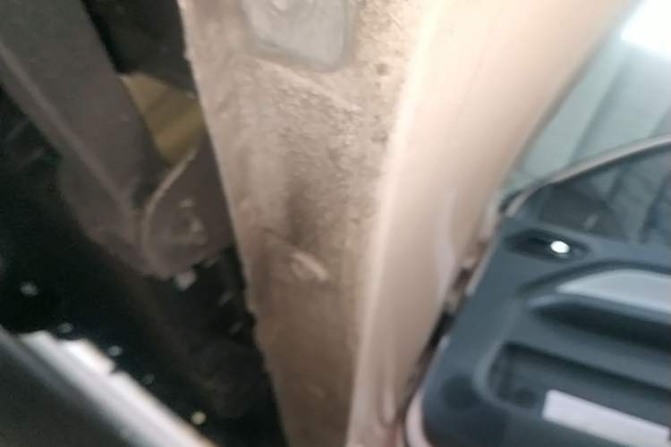 Used Wuling Hongguang MINIEV 2021 Macaron Premium Model – Lithium Iron Phosphate Right Side Sill