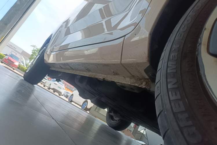 Used Wuling Hongguang MINIEV 2021 Macaron Premium Model – Lithium Iron Phosphate Right Side Sill