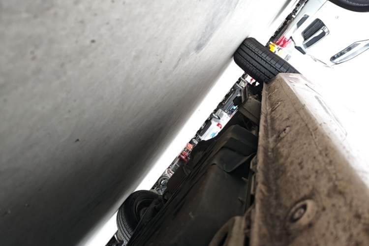 Used Wuling Hongguang MINIEV 2021 Macaron Premium Model – Lithium Iron Phosphate Right Side Sill