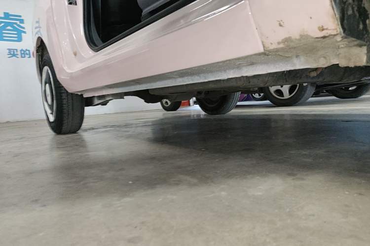 Used Wuling Hongguang MINIEV 2021 Macaron Fashion Edition Lithium-Ion Battery Right Side Sill