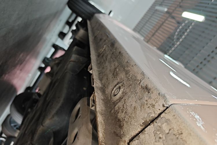 Used Wuling Hongguang MINIEV 2021 Macaron Sandwich Model 170 km Lithium Iron Phosphate Right Side Sill