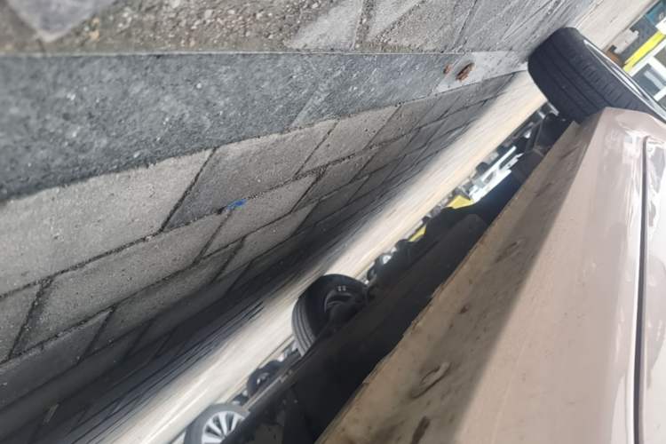 Used Wuling Hongguang MINIEV 2021 Macaron Fashion Model Lithium Iron Phosphate Right Side Sill