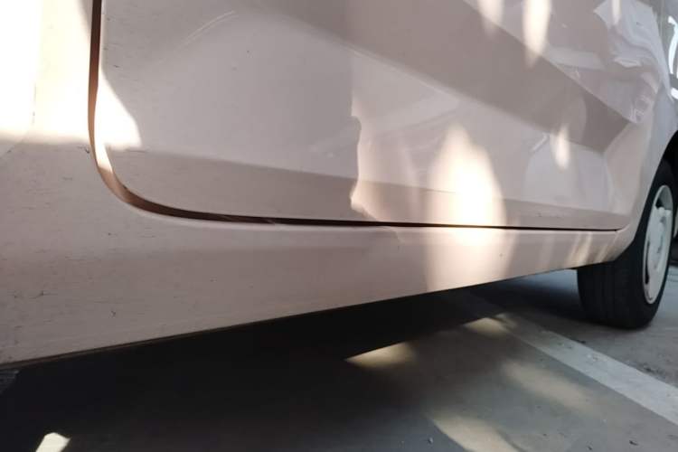 Used Wuling Hongguang MINIEV 2021 Macaron Fashion Model Lithium Iron Phosphate Right Side Sill