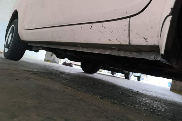 Used Wuling Hongguang MINIEV 2021 Macaron Premium Model – Lithium Iron Phosphate Right Side Sill