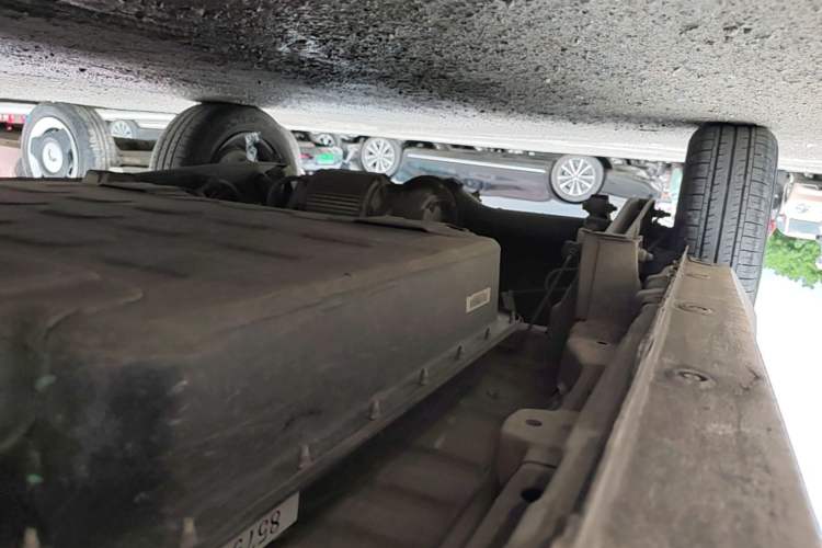 Used Wuling Hongguang MINIEV 2021 Macaron Fashion Model Lithium Iron Phosphate Right Side Sill