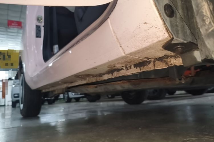 Used Wuling Hongguang MINIEV 2021 Macaron Fashion Model Lithium Iron Phosphate Right Side Sill