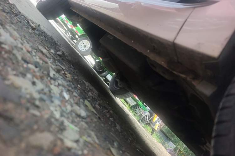 Used Wuling Hongguang MINIEV 2021 Macaron Fashion Edition Lithium-Ion Battery Right Side Sill
