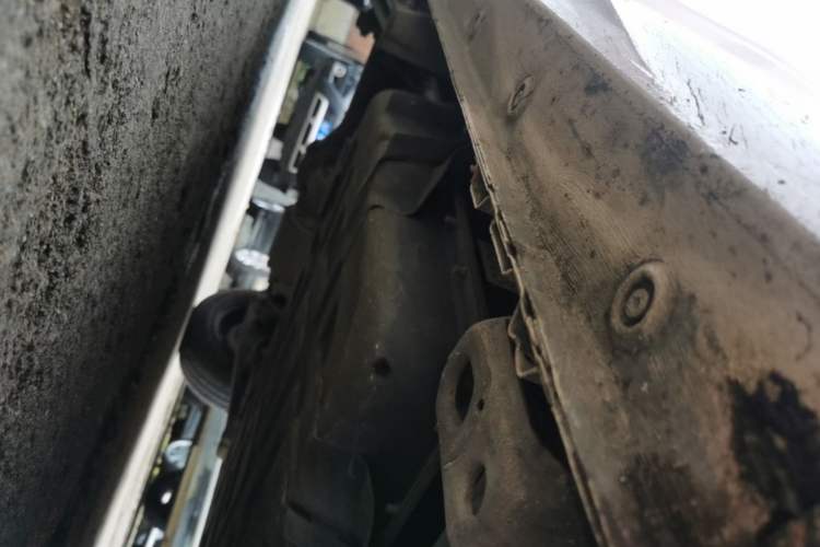 Used Wuling Hongguang MINIEV 2021 Macaron Sandwich Model 170 km Lithium Iron Phosphate Right Side Sill