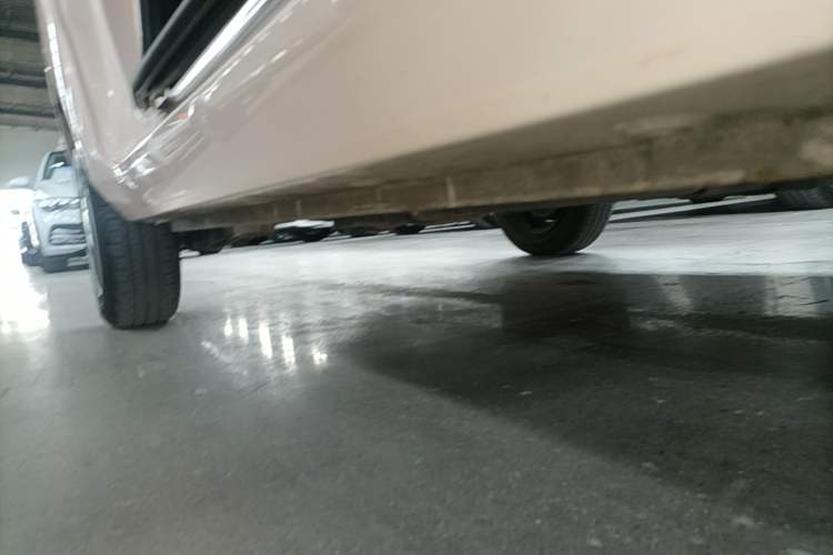 Used Wuling Hongguang MINIEV 2021 Macaron Premium Model – Lithium Iron Phosphate Right Side Sill