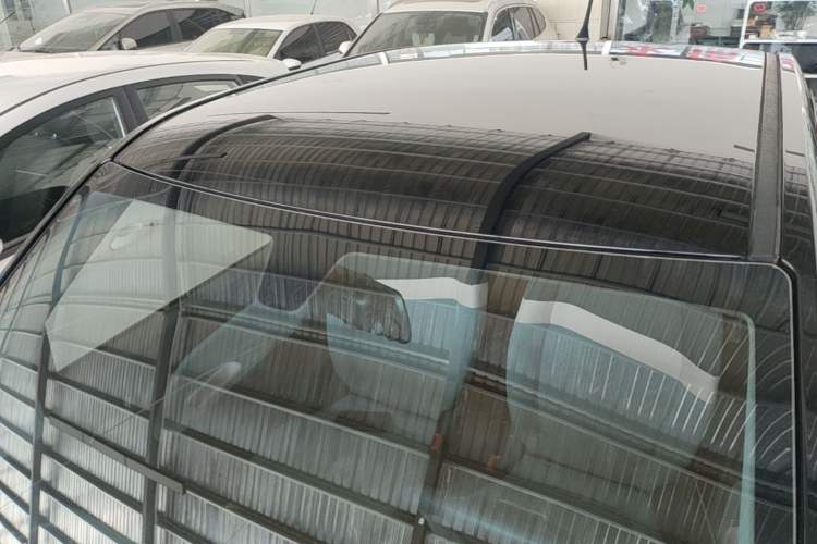Used Wuling Hongguang MINIEV 2021 Macaron Premium Model – Lithium Iron Phosphate Roof