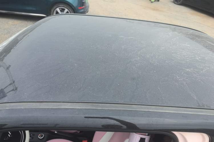 Used Wuling Hongguang MINIEV 2021 Macaron Sandwich Model 120 km Lithium Iron Phosphate Roof