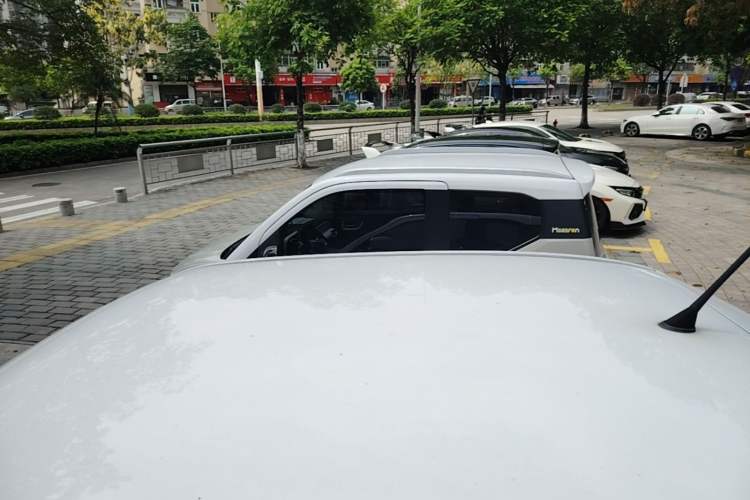 Used Wuling Hongguang MINIEV 2021 Macaron Sandwich Model 170 km Lithium Iron Phosphate Roof