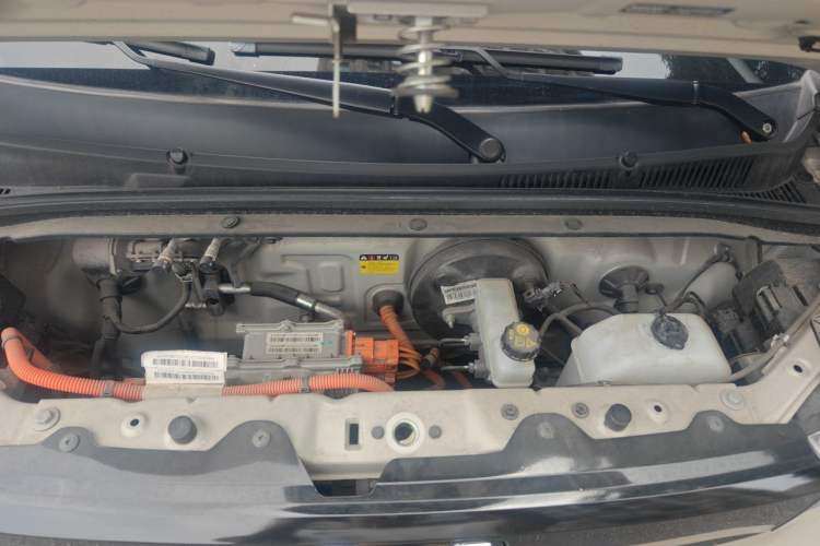 Used Wuling Hongguang MINIEV 2021 Macaron Premium Model – Lithium-NMC Engine Bay