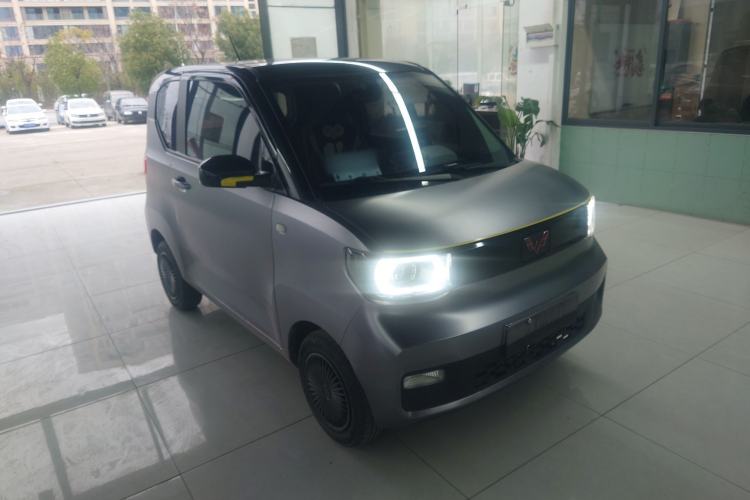 Used Wuling Hongguang MINIEV 2021 Macaron Fashion Model Lithium Iron Phosphate Front Right 45 Deg