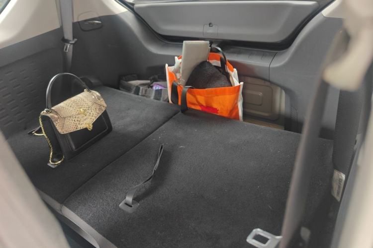Used Wuling Hongguang MINIEV 2021 Macaron Premium Model – Lithium-NMC Left Rear Seat