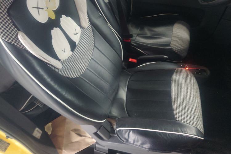 Used Wuling Hongguang MINIEV 2021 Macaron Fashion Model Lithium Iron Phosphate Right Front Seat