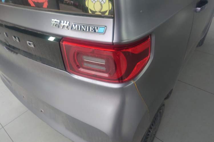 Used Wuling Hongguang MINIEV 2021 Macaron Fashion Model Lithium Iron Phosphate Right Rear Taillight